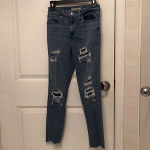 Levi’s 721 High Rise Skinny Jeans women’s size 27